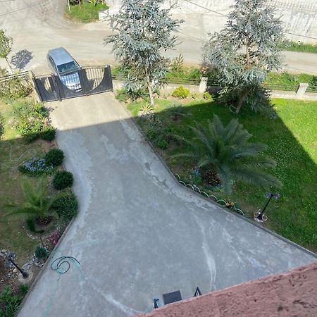 Hotel Kemo House Batumi Esterno foto